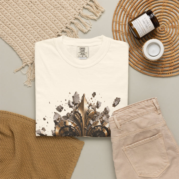 Fleur-de-Lis 'Son Altesse' Grafik-T-Shirt — Vintage Royal Emblem T-Shirt